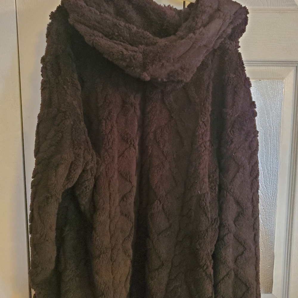 New Mens Sweater With Hood ,size XXL